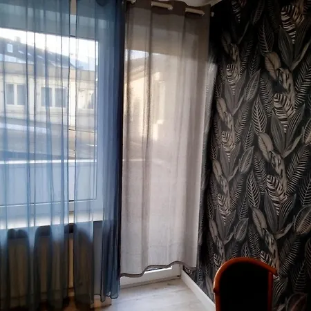 Urban Living On Worringer *