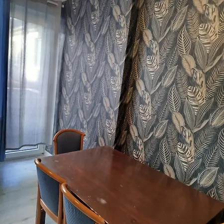 Urban Living On Worringer