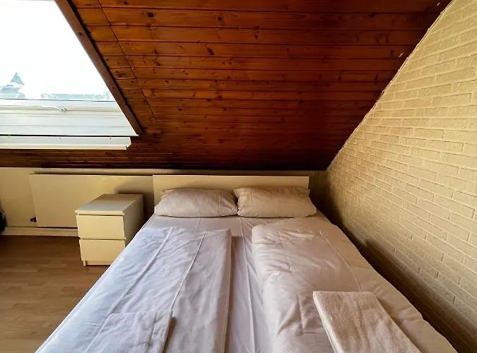 Urban Living On Worringer Апартаменты *