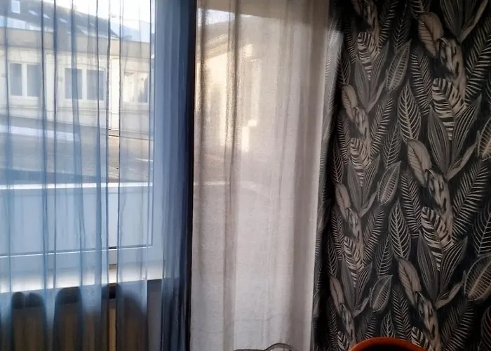 Urban Living On Worringer *